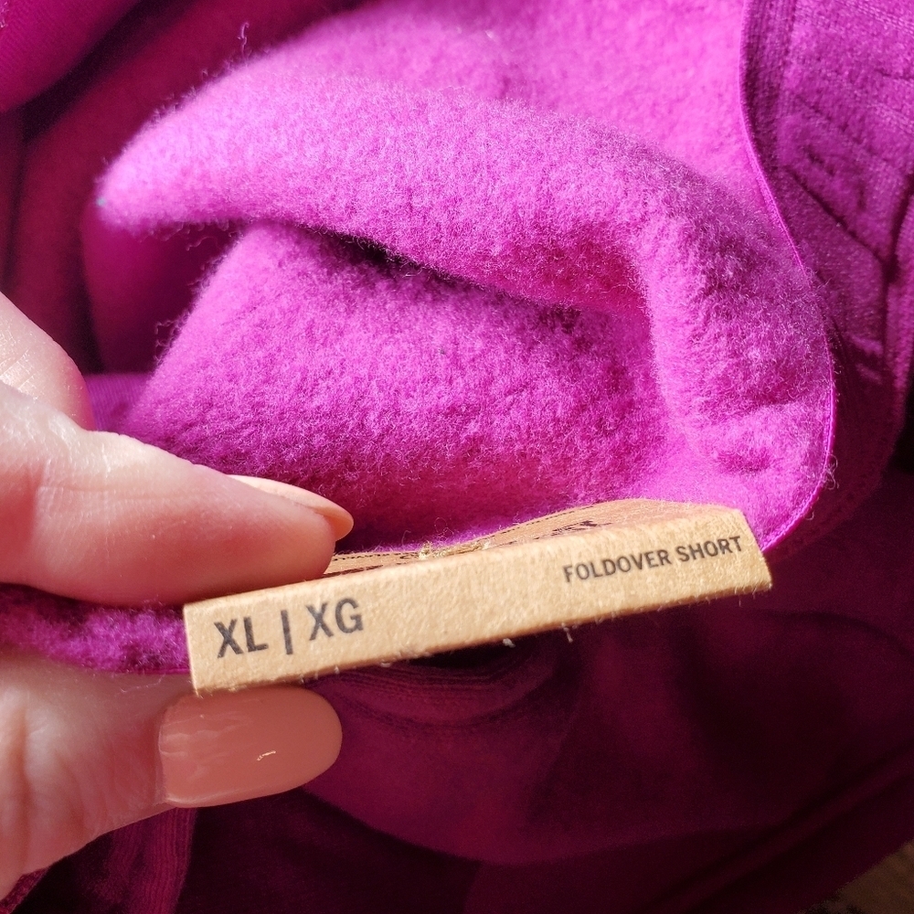 NWT PINK Victoria's Secret Dahlia Magenta Pink Foldover Sweat Shorts Size XL - Picture 16 of 16